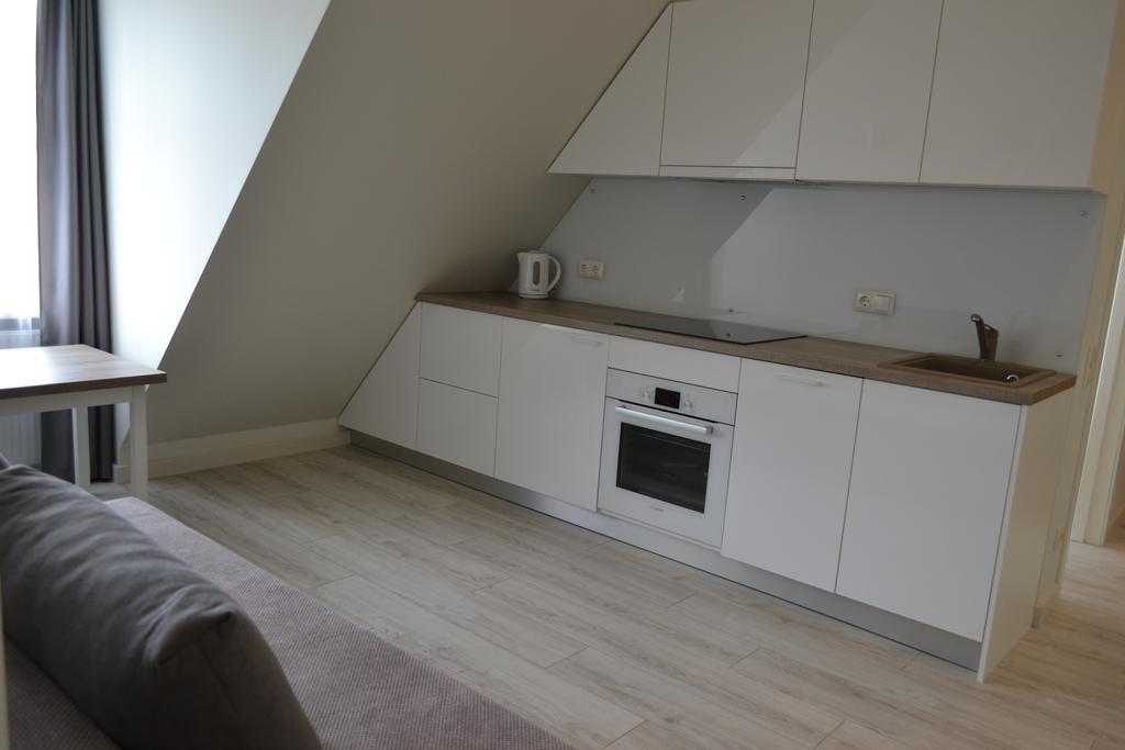 On Alises Street 5 *